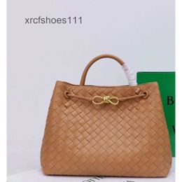 Metal Woven Capacity Womens Botteggs Buckle Shoulder Venets Classic Rope New 2024 Leather Bags Portable Andiamo Bag Totes Tote Large Lady 5BSI