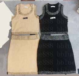 24 women's T-shirt tank top, knitted, sleeveless, letters, skirts, suits, a pick-me-up 506