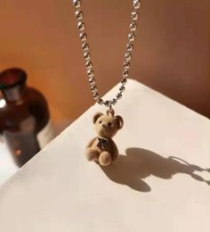 Cartoon bear pendant necklace personality trendy necklace fashion ins wind sweater sweater chain accessories9055917