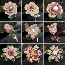 Brooches Luxury Micro-inlaid Zircon Camellia Rose Elegant Freshwater Pearl Tulip Corsage Coat Accessories Pins Holiday Gifts