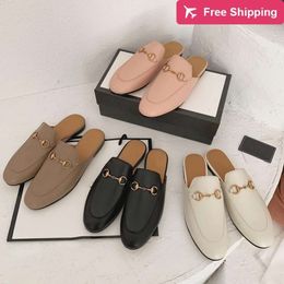 2024 Designer Princetown Slippers Genuine Leather Mules Women Loafers Metal Chain Comfortable Casual Shoe Lace Velvet Slipper WIth Box ggitys 486U