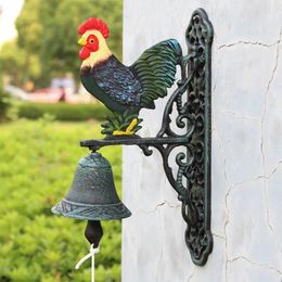 Decorative Figurines Cast Iron Hand Painted Rooster Door Bell Wall Mount Dinner Windchime Chicken Cock Hanging Decor Antique Animal