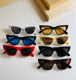 designer OWRI021F Sunglasses Men and Women Summer off style Gradient lens AntiUltraviolet Retro Square Plate Full Frame white fas5707008