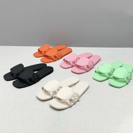 New Sandals Designer Slides Women Rubber Slippers Fashion Interlocking Slide Summer Flip Flops Beach Flat Shoes With Box 560
