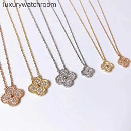 Vancleff High End Jewellery necklaces for womens 925 Pure Silver Plated 18k Rose Gold Lucky Clover Full Diamond Necklace Womens Mini Small Collar Chain Original 1:1 logo