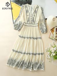 Casual Dresses BirdTree Real Silk Fashion Women Long Sleeve V Neck Embroidery Elegant French Party Dress 2024 Summer D44775QC