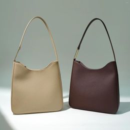 Totes 2024 Genuine Leather Ladies Underarm Bags Retro Classic Shoulder Bag Simple Solid Color Women Commute Handbags 5 Colors