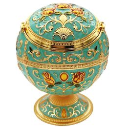 Windproof Ash Tray Vintage Zinc Alloy Flower Pattern Globe Cigarette Ashtray Lid Tabletop Portable Home Decor Ashtrays 240508