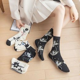 Women Socks 5pairs/lot Girl Frilly Ruffle Harajuku Print Japanese Cute Stocking Korean Fashion Cartoon Kawaii Vintage High Long Sock