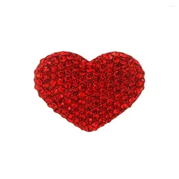 Brooches Red Color Rhinestone Heart For Women Delicate Cooper Corsage Pin Ladies Holiday Gifts Dress Accessories Classic Jewelry