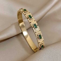 Bangle Vintage Emerald Green Zircon Bangles for Women Stainless Steel Bracelet Cuff Wrist Waterproof Gorgeous Jewelry Accessories T240509