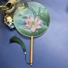 Chinese Style Products Chinese Round Hand Fan with Wooden Handle Portable Printed Vintage Silk Fan Ancient Tassel Dance Hand Fan Tang Suit Party Supply