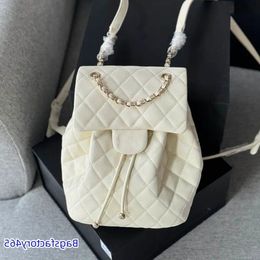 Luxury Bag Women Flap Designer Bag Caviar Leather Backpack Diamond Lattice Vanity Case Handbag Outdoor Travel Crossbody Shoulder Bag Po Utch