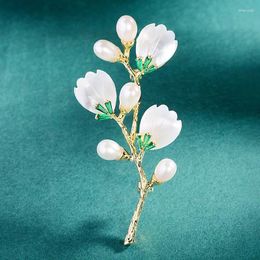 Brooches Chinese Style Elegant Shell Flower Brooch Fresh Water Pearl Premium Corsage Pin Coat Suit Accessories For Women