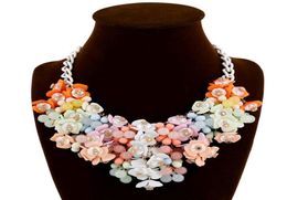 Fashion Jewelry Chunky Statement Necklace Colorful Small Broken Flower Waterdrop Pendant Crystal Choker Bib Necklace Five Colors M4962467