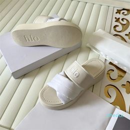 Luxury Brand Sandals Designer Slippers Slides Floral Brocade Genuine Leather Flip Flops Women Shoes Sandal Effortlessly Casual shoes