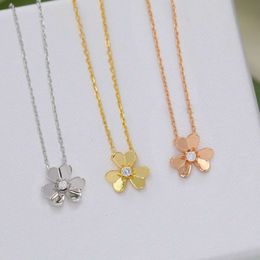 European Fashion Gold Lucky Grass Clover Necklace for Women S Sterling Sier Exquisite Sweet Brand High-end Jewelry