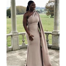 2022 Sexy Champagne Nude Mermaid Bridesmaid Dresses For Weddings With Cape African One Shoulder Plus Size Party Sweep Train Maid of Honor Gowns Zipper Back 0509