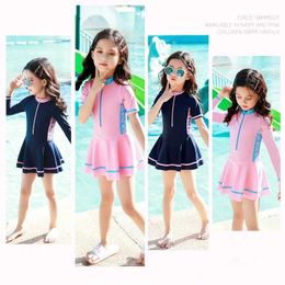One-Pieces 2024 New Girls Swimsuit One piece Swimsuit UPF50+Printed Baby Long sleeved Childrens and Childrens Beach Swimsuit ldren H240508