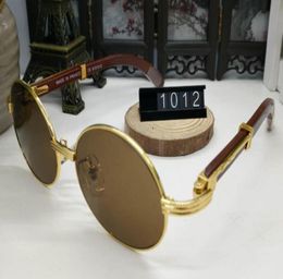 WholeDesigner Buffalo Horn Glasses Wood Sunglasses Summer Styles Fashion Brand Designer sunglasses for men women With Box Eye3559918