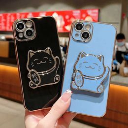 Cell Phone Cases Fortune Cat Folding Holder Stand Phone Case For Samsung A10 A20 A30 A50 A70 A52 Note 10 20 S22 S21 S20 Ultra Plus FE Soft Cover J240509