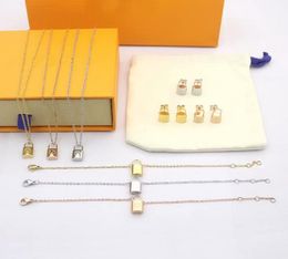 Europe America Fashion Style Jewellery Sets Lady Women Titanium Steel Engraved V Initials Lock Charm Necklace Bracelet Stud Earrings3272996