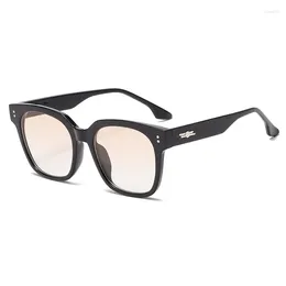 Sunglasses 2024 Brand Women Sunset Fashion Woman Pink Lens Sun Glasses Retro Eyewear Gafas UV400