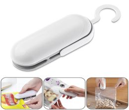 White Mini Sealing Machine Portable Snack Food Bag Clip Freshkeeping Plastic Bags Seal Household Chips Nuts Storage Heat Sealer1680149