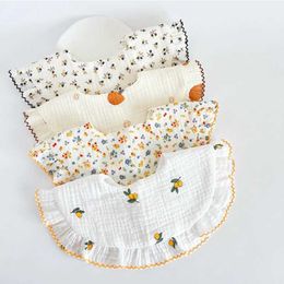 Towels Robes New Baby Feeding Drool Bib Lace Floral Infants Saliva Towel Soft Cotton Burp Cloth For Newborn Toddler Kids Bibs Korean Style