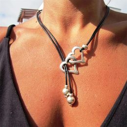 Chains Love Design Pendant Neckchain And Collar Chain Small Fashion Versatile Spicy Girl Necklace Acc
