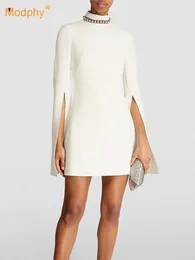 Casual Dresses Modphy 2024 White Designer Fashion Women Elegant Necklace Beaded Stand Collar Split Sleeve Dress