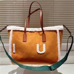 10A Fashion Sell Vintage Suede Handbags Totes Designer Plush Bag Bags High Quality Bags Winter Women Shopping Mumu Luxury Crossbody Sho Sdhx