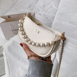 Shoulder Bags Niche Design Pearl Bag Female 2024 Fashion All-match Mini Chain Messenger Width: 15cm