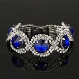 Wedding Bracelets Top Sell Women Luxury Bracelets Bangles Wholesale Rhinestone Woman Fashion Bracelets Bangles Wedding Gifts #B002