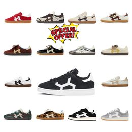Fashion Comfort Designer Casual Shoes for Mens Womens Vegetarian AD Special Shoes Handball men's Women's Sneakers Sneakers