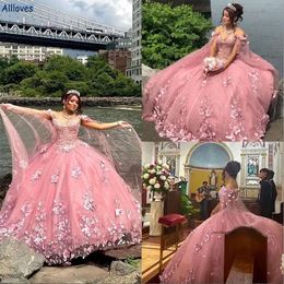 Pincess rosa quinceanera klänningar handgjorda blommor spetsar applicerade med lång wrap tyll fluffy prom party boll klänning plus size girl sweet 15 16 klänning formell slitage 0509