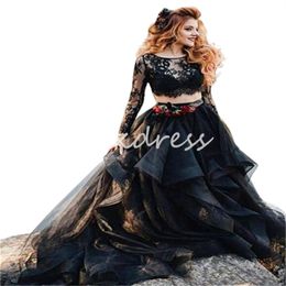 Vintage Gothic Wedding Dresses 2024 Elegant Two Pieces Crop Top Lace Long Sleeve Country Wedding Gowns Ruffles Tulle Gorgeous Halloween Bridal Dress Robe Mariee