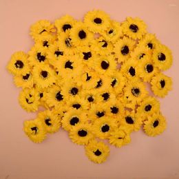 Decorative Flowers 50Pcs Scented Artificial Mini Sunflower Soap Floral Home Party Wedding Birthday Anniversary Decoration High Quality