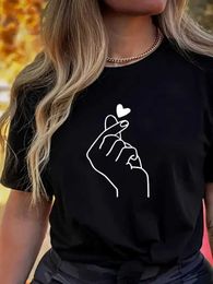 Women's T-Shirt Cute heart-shaped printed solid round neck plus size T-shirt womens short seven casual day top oversized Harajuku summer H240508