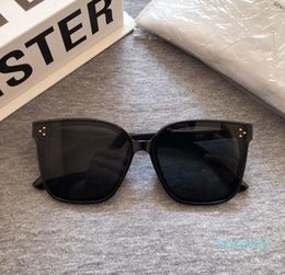 2020 New Korean Design Sunglasses Men Trendy Large Frame Sunglasses Women Vintage Sun glasses Original4386579