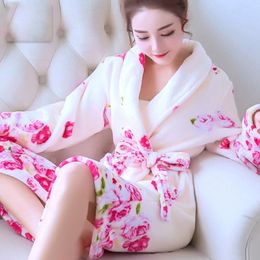 Women Bathing Robes Coral Fleece Nightdress for Female Home Clothes Floral Dressing Gown Kimono Hotel Bathrobe Towel 235u