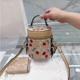 10A Fashion Shoulder Cherry Bags Women Bag Bucket Letter Designer Print Crossbody With Handbags Luxurys Pattern Mini Fashion Purse Bkowq