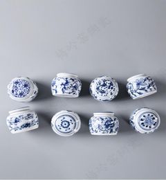 porcelain powder storage pot ceramic pot sealing pot general small ceramic powder mini tea canister Blue and white8531162