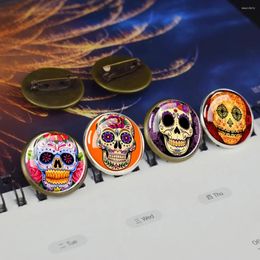 Brooches Fashion Skull Badge Human Glass Canbochon Gem Round Silver/bronze Color Breastpin Backpack Clothing Brooch Halloween Gifts