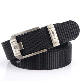 Luxury Brand Buckle Belt Men Watch Reversible Belt Pattern Cowhide Italy Style for Business Gentlemen Suits Fit Z0301 304f