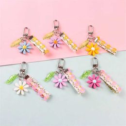 Keychains Lanyards Handmade Cute Colorful Resin Flower Keychain Headphone Cover Keyring Lace Charm Bag Pendants Car Key Chains Wedding Party Gifts J240509