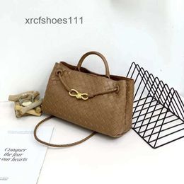 East/west with Leather Andiamo Designer Crossbody Bag Botteggs Venetas Women Girl One Bags New Handheld High-end Shoulder Woven Bucket Large Underarm 9WMR