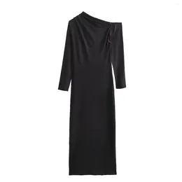 Casual Dresses Maxdutti 2024 Fashion Sexy Series Women's High Street Single Shoulder Satin Dress Women Long Sleeve Black Maxi