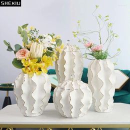 Vases Gilded Pomegranate Ceramic Vase Storage Jar Artificial Flowers Flower Arrangement Simulation Fruit Porcelain Modern Decor