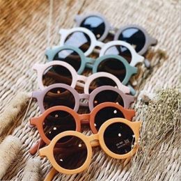 2021 Fashion Cute Round Kids Sunglasses Boys Girls Vintage Sun Glasses UV Protection Classic Children Eyewear 274a